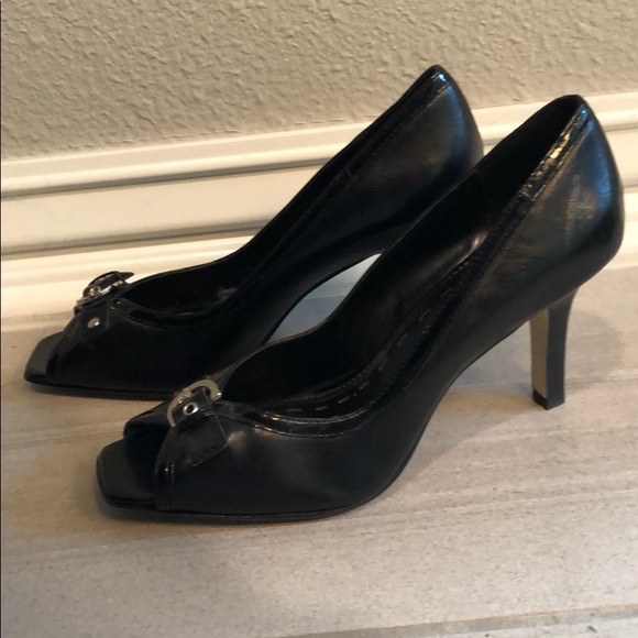 Anne Klein peep toe heels - Picture 3 of 7